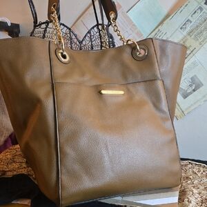 Chic Tan Tote Bag with Gold Accents